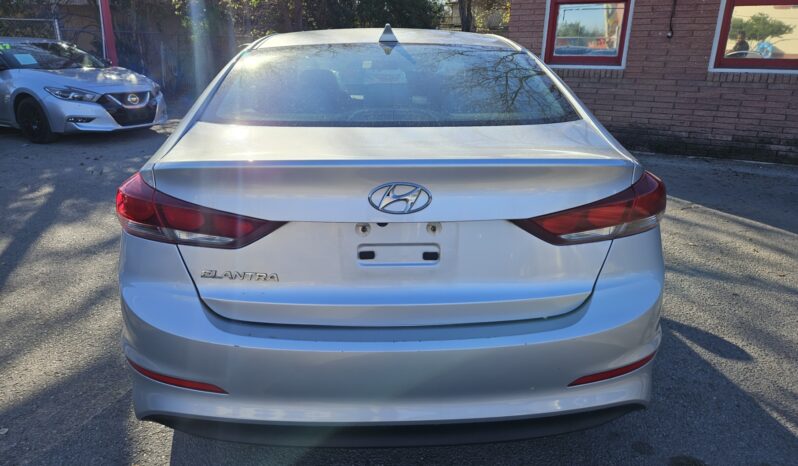 
								2018 HYUNDAI ELANTRA full									