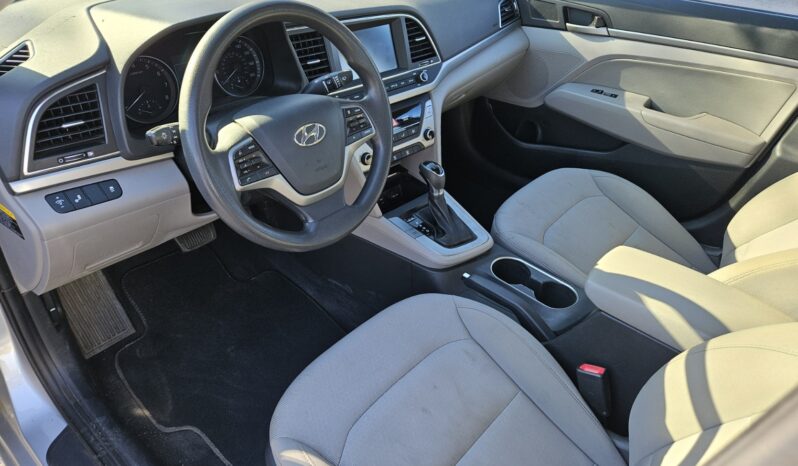 
								2018 HYUNDAI ELANTRA full									