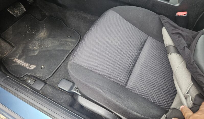 
								2010 MAZDA3 full									