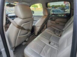 
										2010 CHEVY SUBURBAN full									
