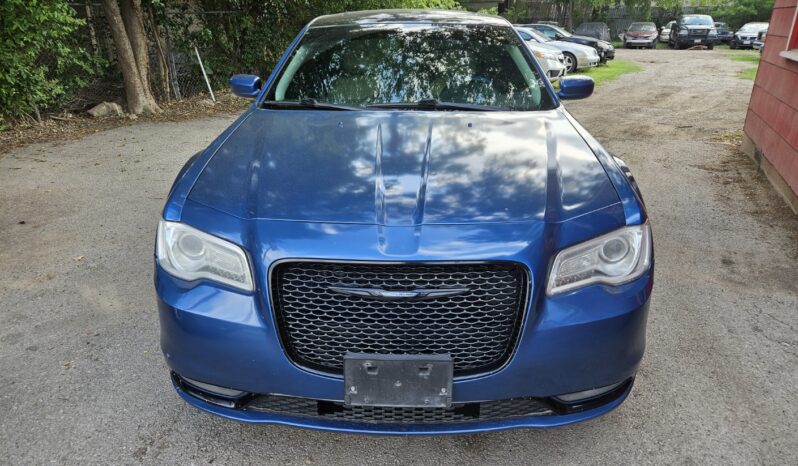 
								2016 CHRYSLER 300 LIMITED ANNIVERSARY full									