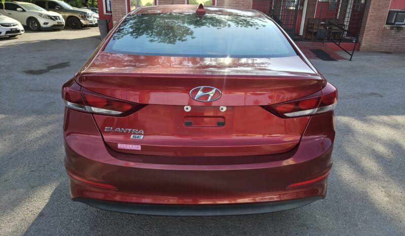 
								2017 HYUNDAI ELANTRA full									