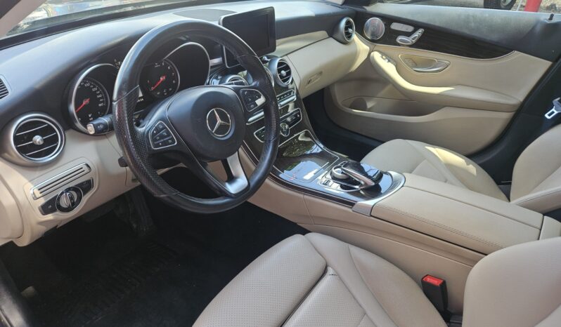 
								2015 MERCEDES BENZ C300 4 MATIC full									