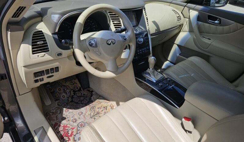 
								2014 INFINITI QX70 full									