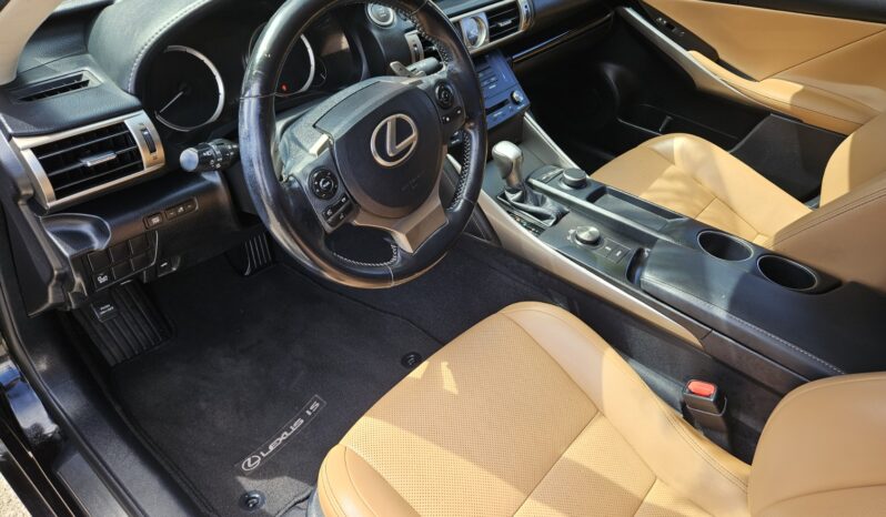 
								2015 LEXUS IS250 full									
