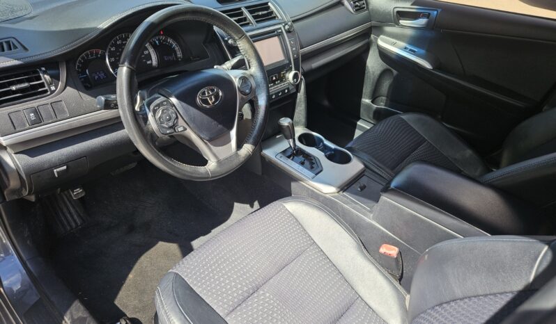 
								2012 TOYOTA CAMRY full									
