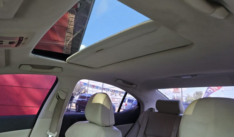 
								2011 LEXUS IS 250 full									