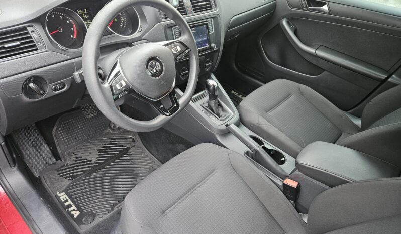 
								2016 VOLKSWAGEN JETTA full									
