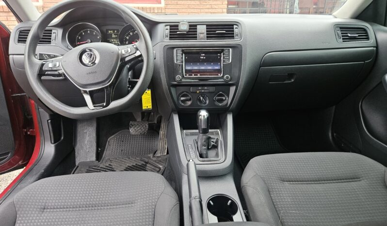 
								2016 VOLKSWAGEN JETTA full									