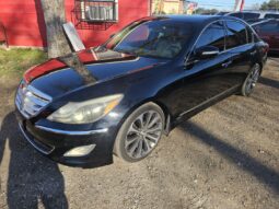 2013 HYUNDAI GENESIS