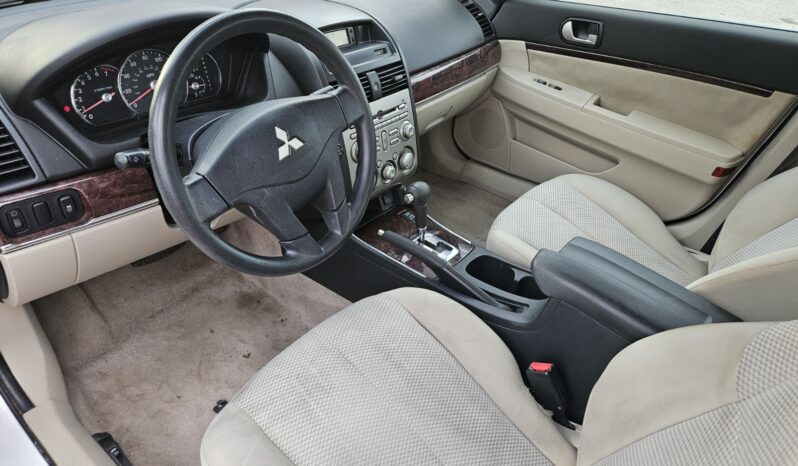 
								2012 MITSUBISHI GALANT full									