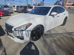 2016 INFINITI Q70
