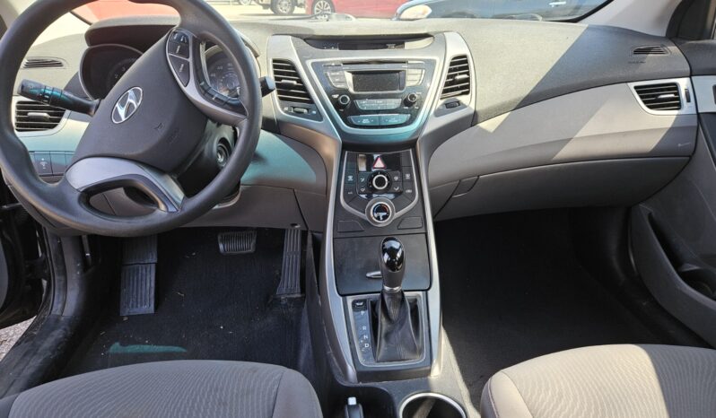 
								2016 HYUNDAI ELANTRA full									