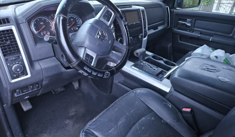
								2011 DODGE RAM 1500 full									
