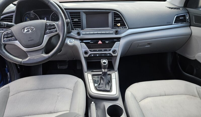 
								2017 HYUNDAI ELANTRA full									