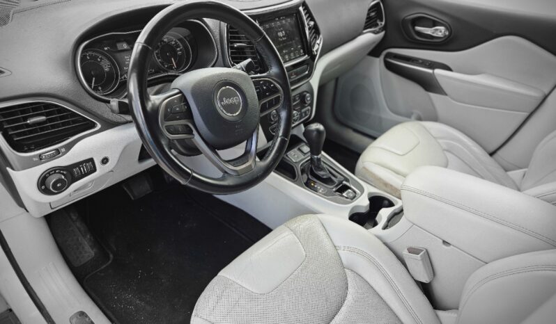 
								2019 JEEP CHEROKEE full									