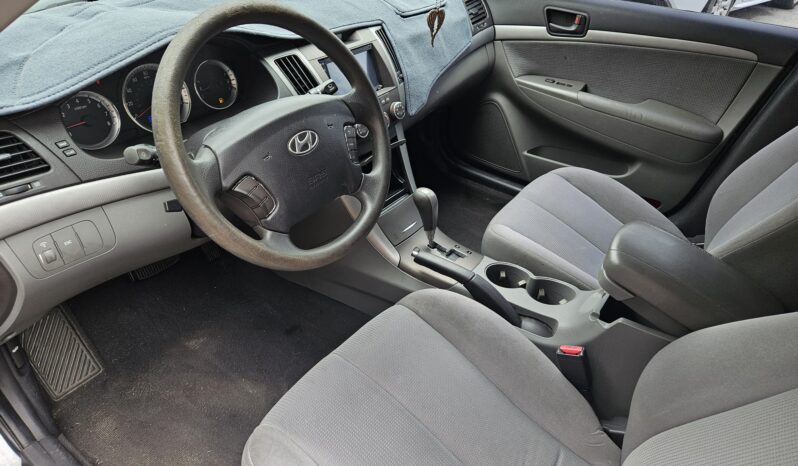 
								2009 HYUNDAI SONATA full									