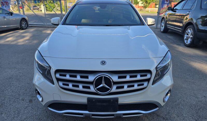 
								2018 MERCEDES GLA250 full									
